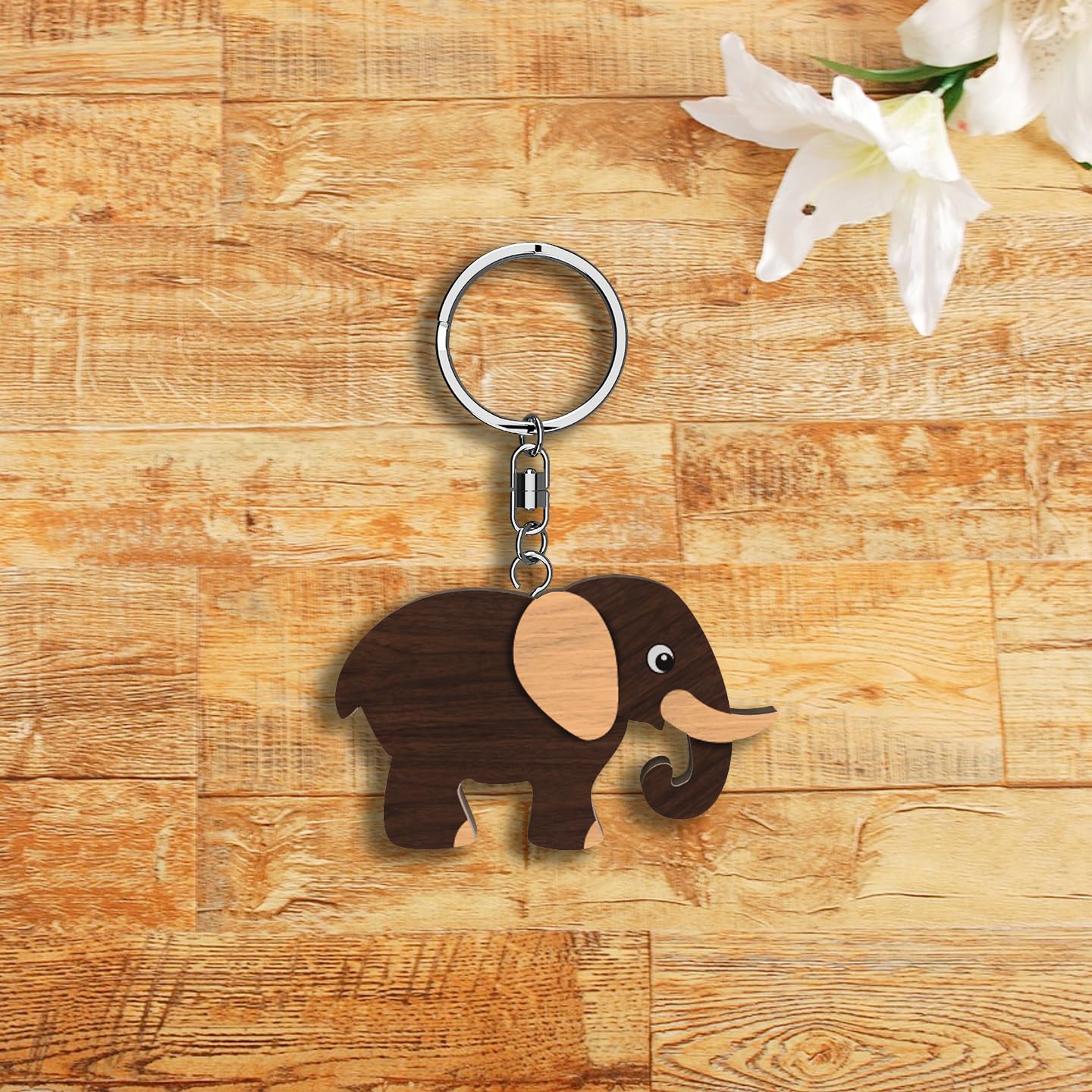 Llavero de madera con forma de Elefante