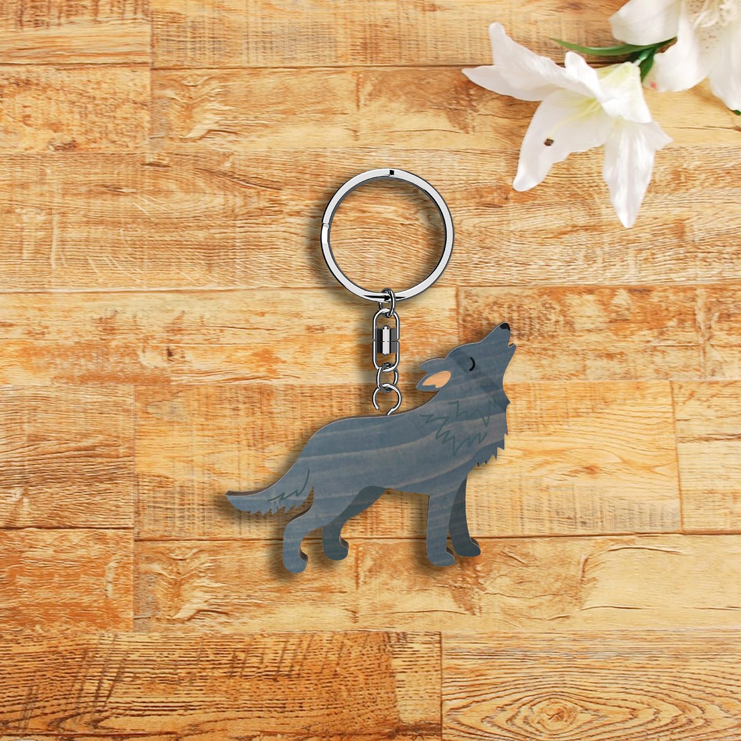 Llavero de madera con forma de Lobo