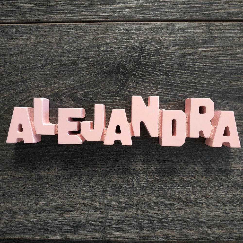 Nombres de chica para decorar de madera MDF
