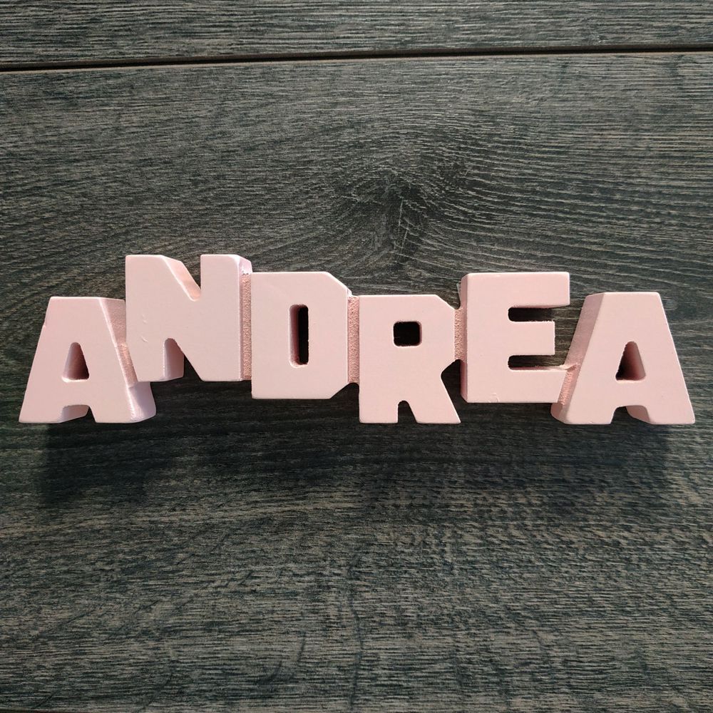 Nombres de chica para decorar de madera MDF