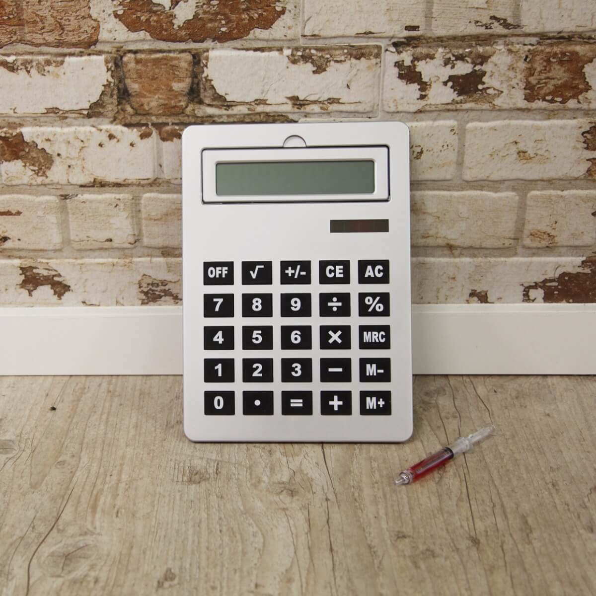 Calculadora solar gigante