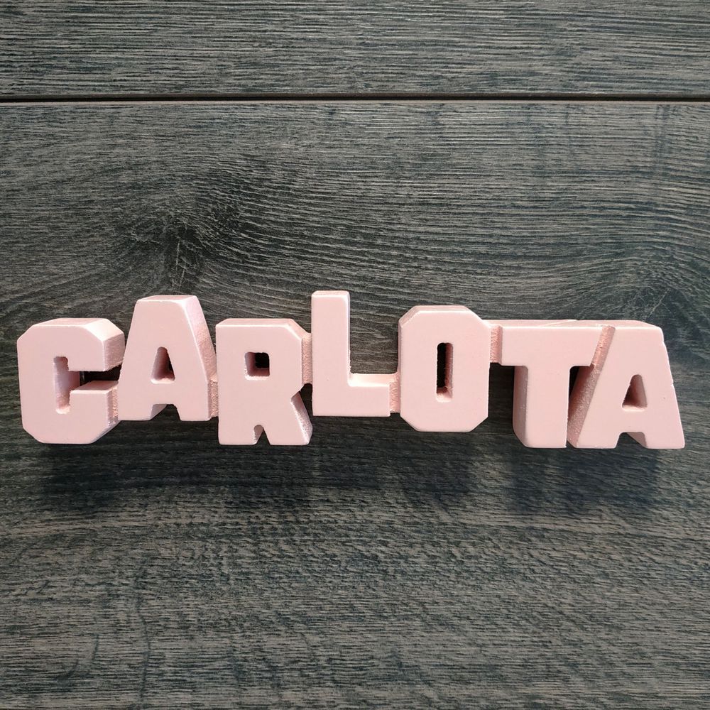 Nombres de chica para decorar de madera MDF