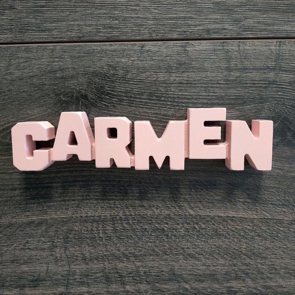 Nombres de chica para decorar de madera MDF