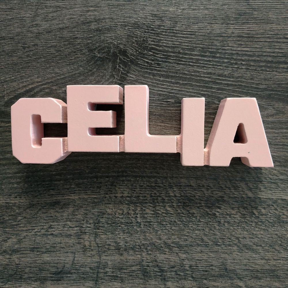 Nombres de chica para decorar de madera MDF