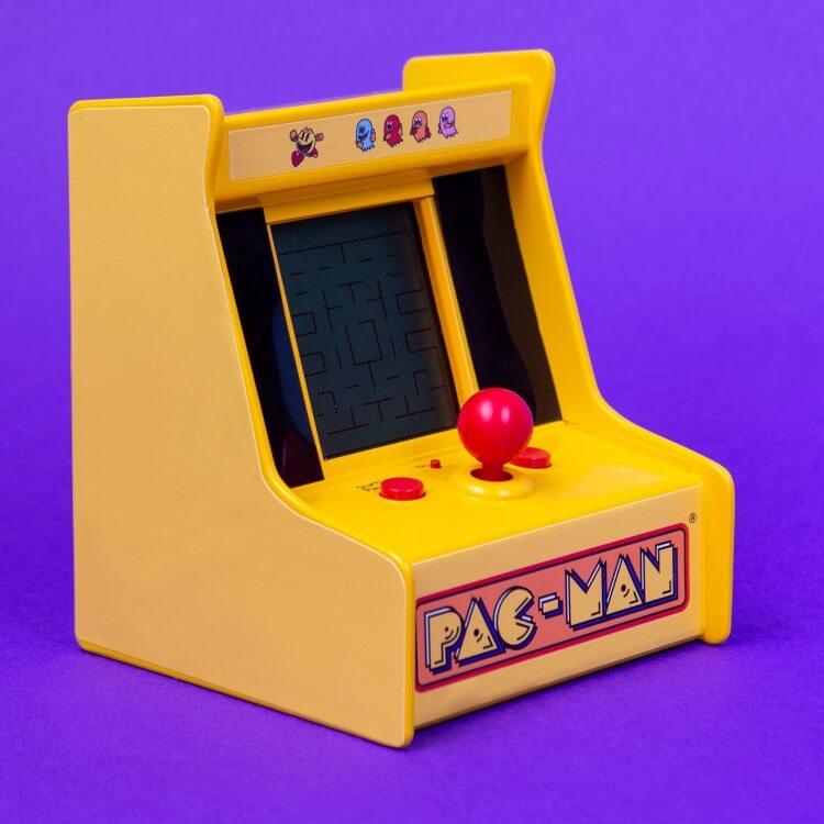 Mini consola arcade oficial de PAC-MAN