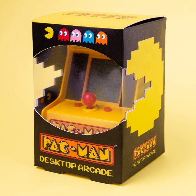 Mini consola arcade oficial de PAC-MAN