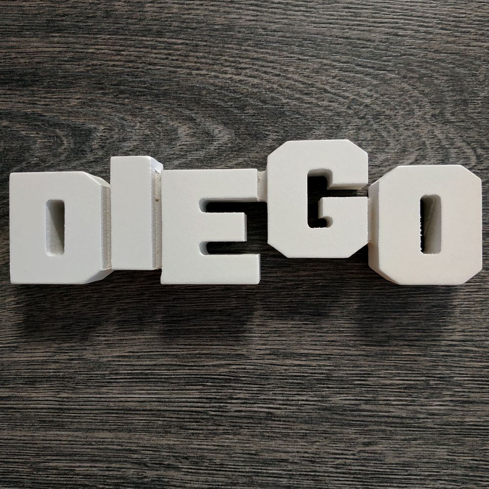 Nombres de chico para decorar de madera MDF