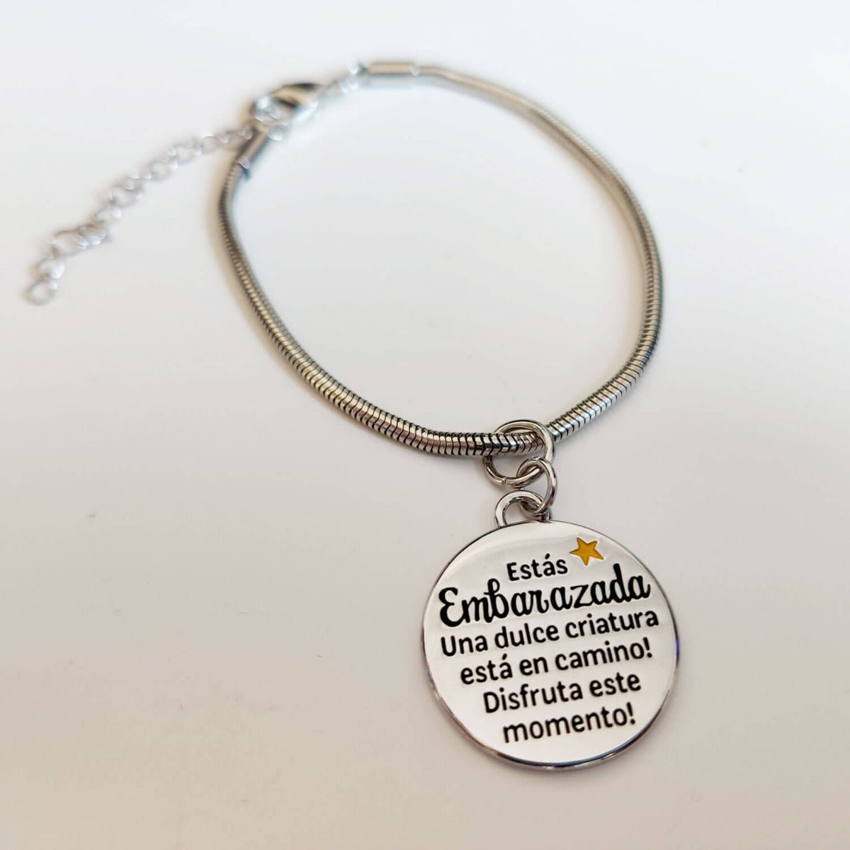 Charm "Estás embarazada. Una dulce criatura está en mamino! Disfruta este momento!"