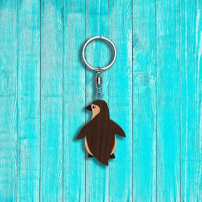 Llavero de madera con forma de Pingüino