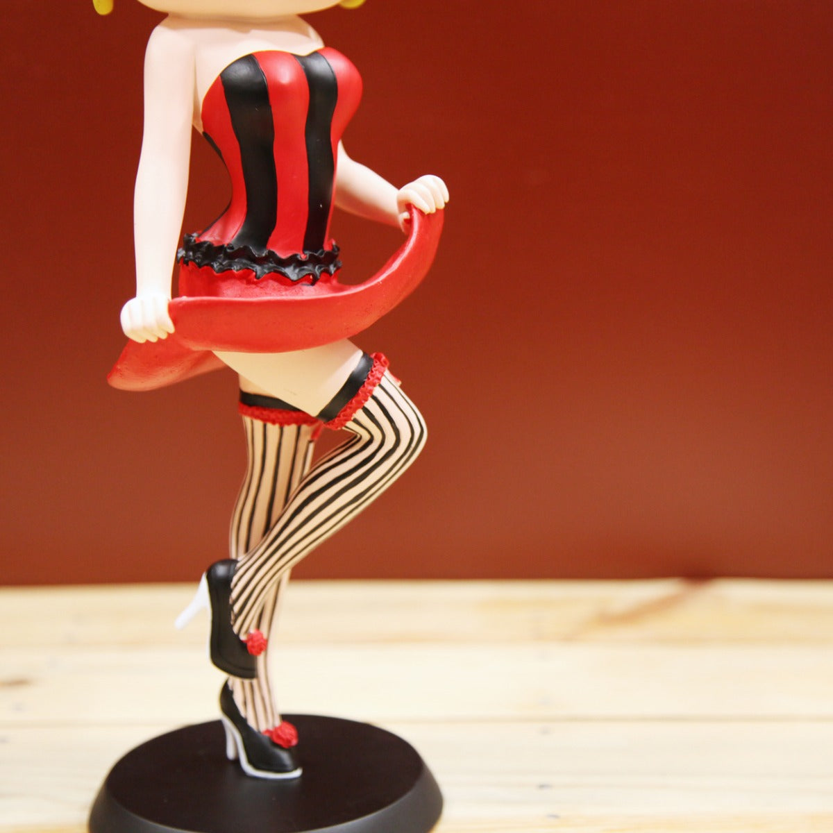 Figura Betty Boop bailarina de Cancán