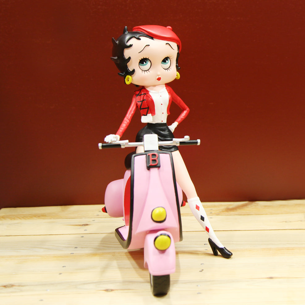 Figura Betty Boop en Scooter - Wakabanga