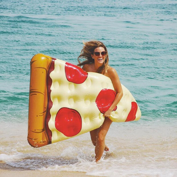 Colchoneta trozo de Pizza gigante