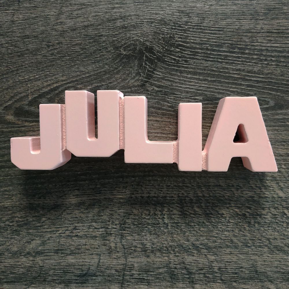 Nombres de chica para decorar de madera MDF