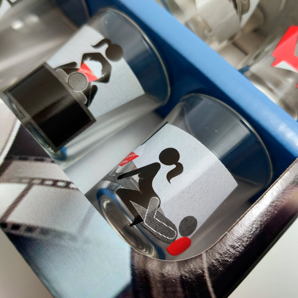 Set de 6 vasos de chupito con posturas del Kamasutra