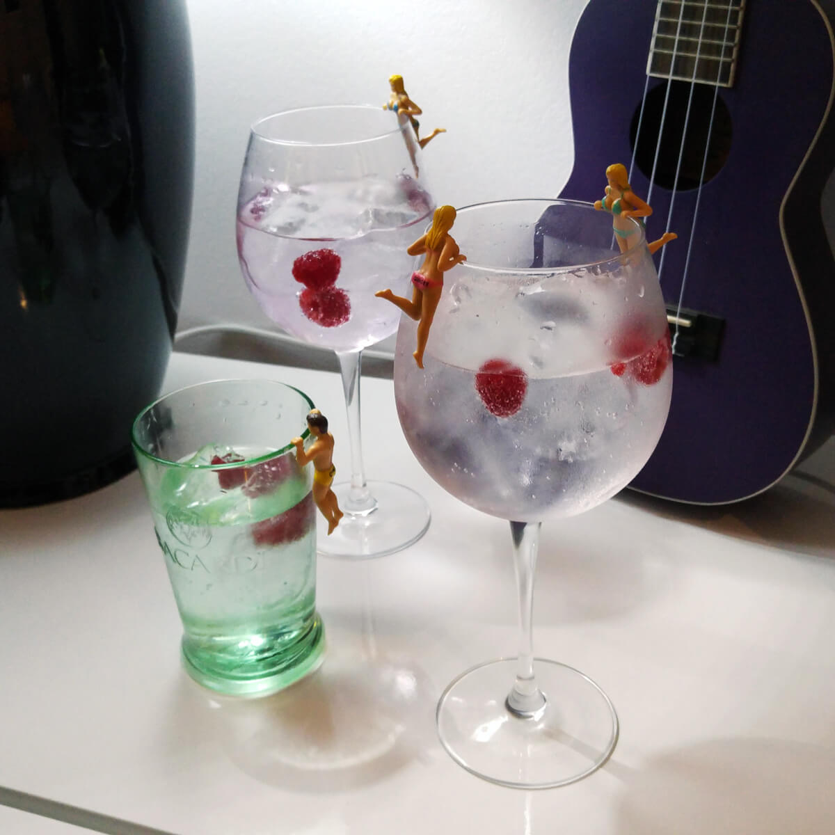 Marcadores para copas y vasos chicas en bikini
