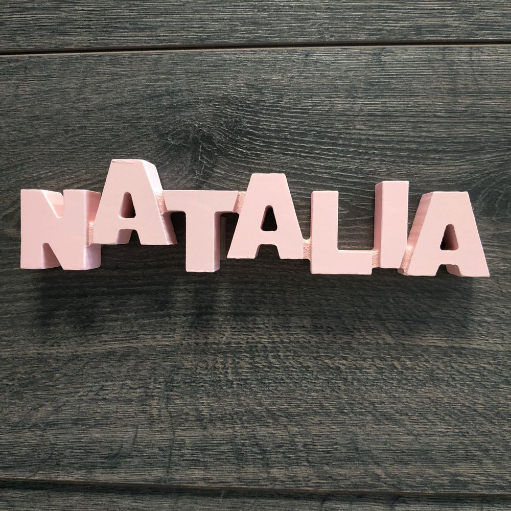 Nombres de chica para decorar de madera MDF