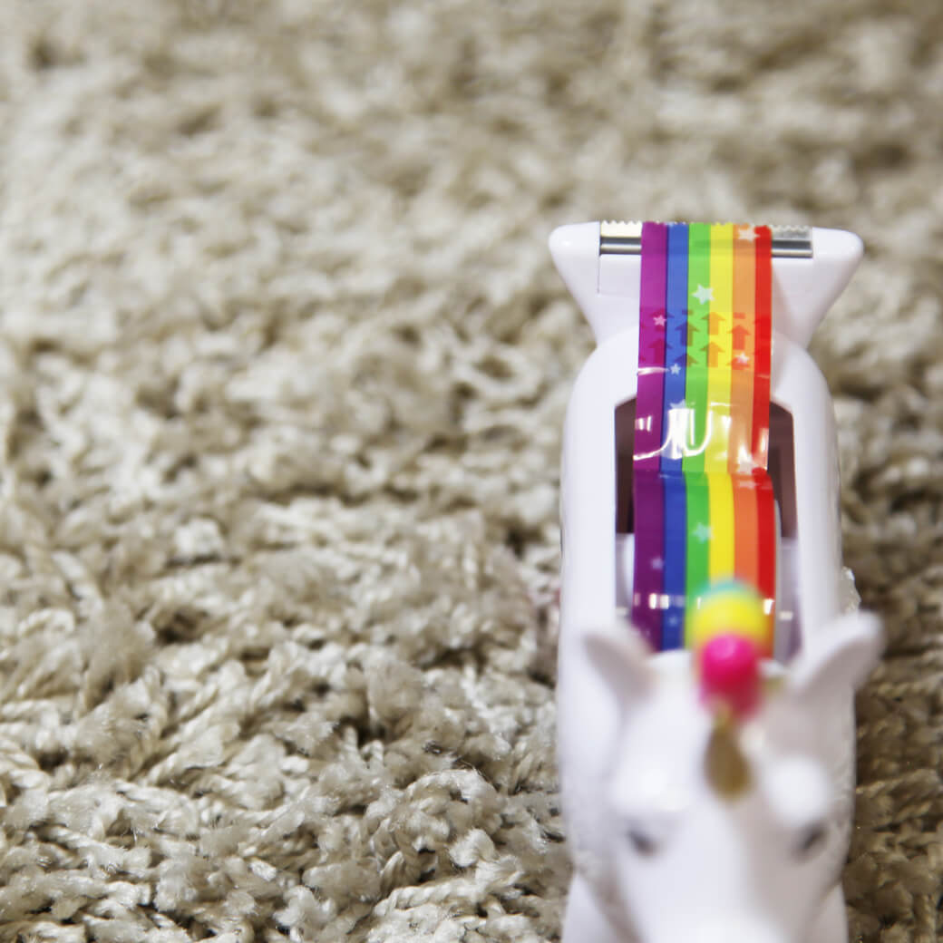 Unicornio Portacelo con celo multicolor