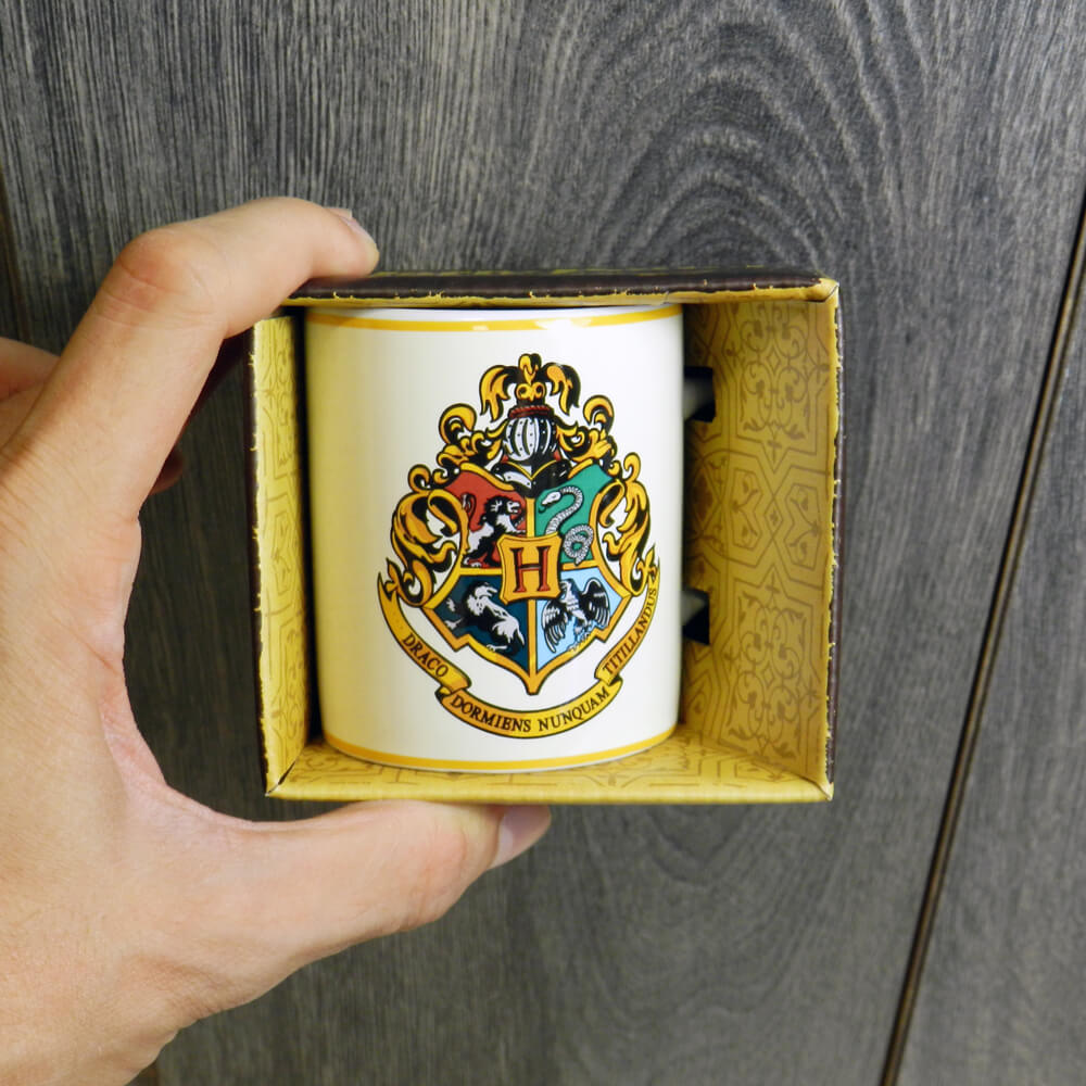 Mini Taza Harry Potter Hogwarts escudo