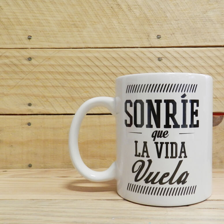 Taza Sonríe que la vida vuela