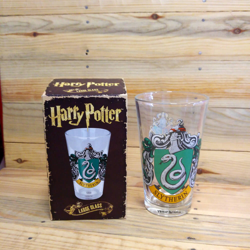 Caja y vaso grande casa Slytherin - saga Harry Potter