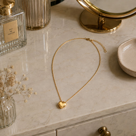 Collar Initially Yours para Mujer Bañado en Oro 18K con Colgante Corazón, Varios Diseños
