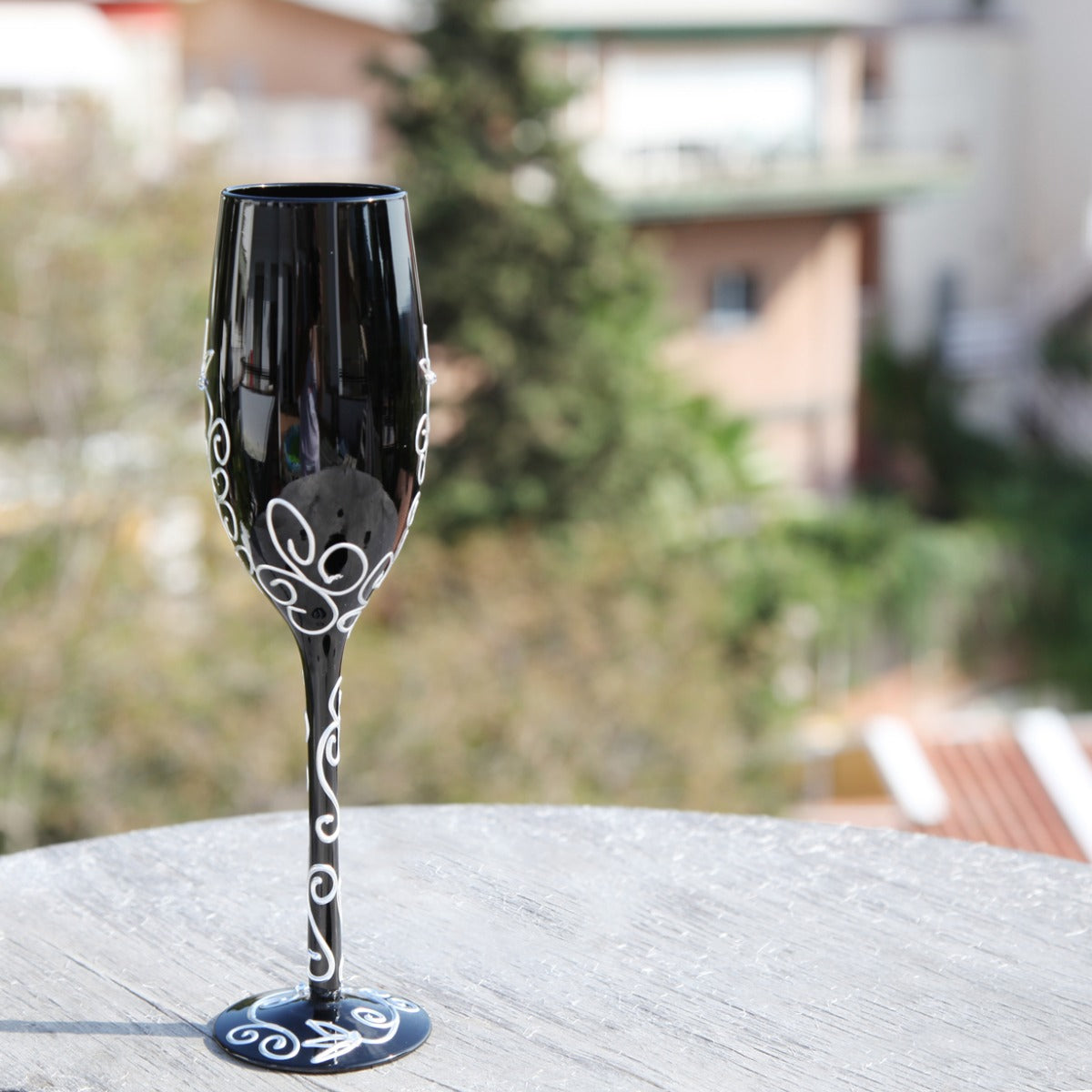 Copa de champagne color negro de 18 años